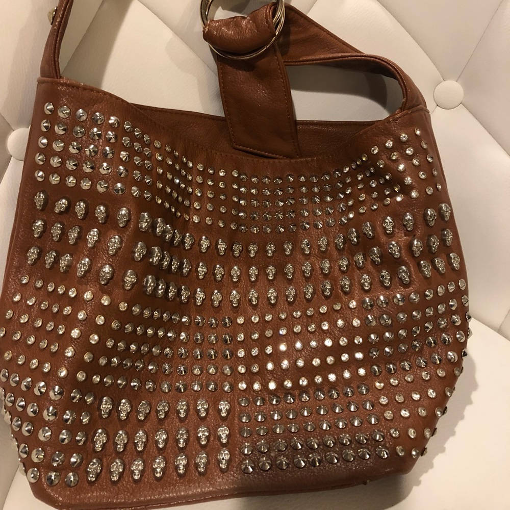 Very sparkly:) - Picture 2 of 4